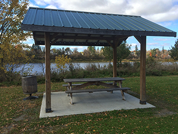 pavilion park riverside picnic bathroom area facilities potable features water